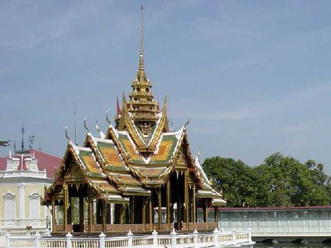 荘厳な？ 2004/02/06-3