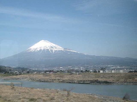 春はまだ？ 2005/03/19-1